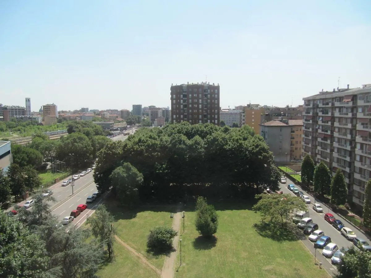 Apartment Station Home Sesto San Giovanni Italy