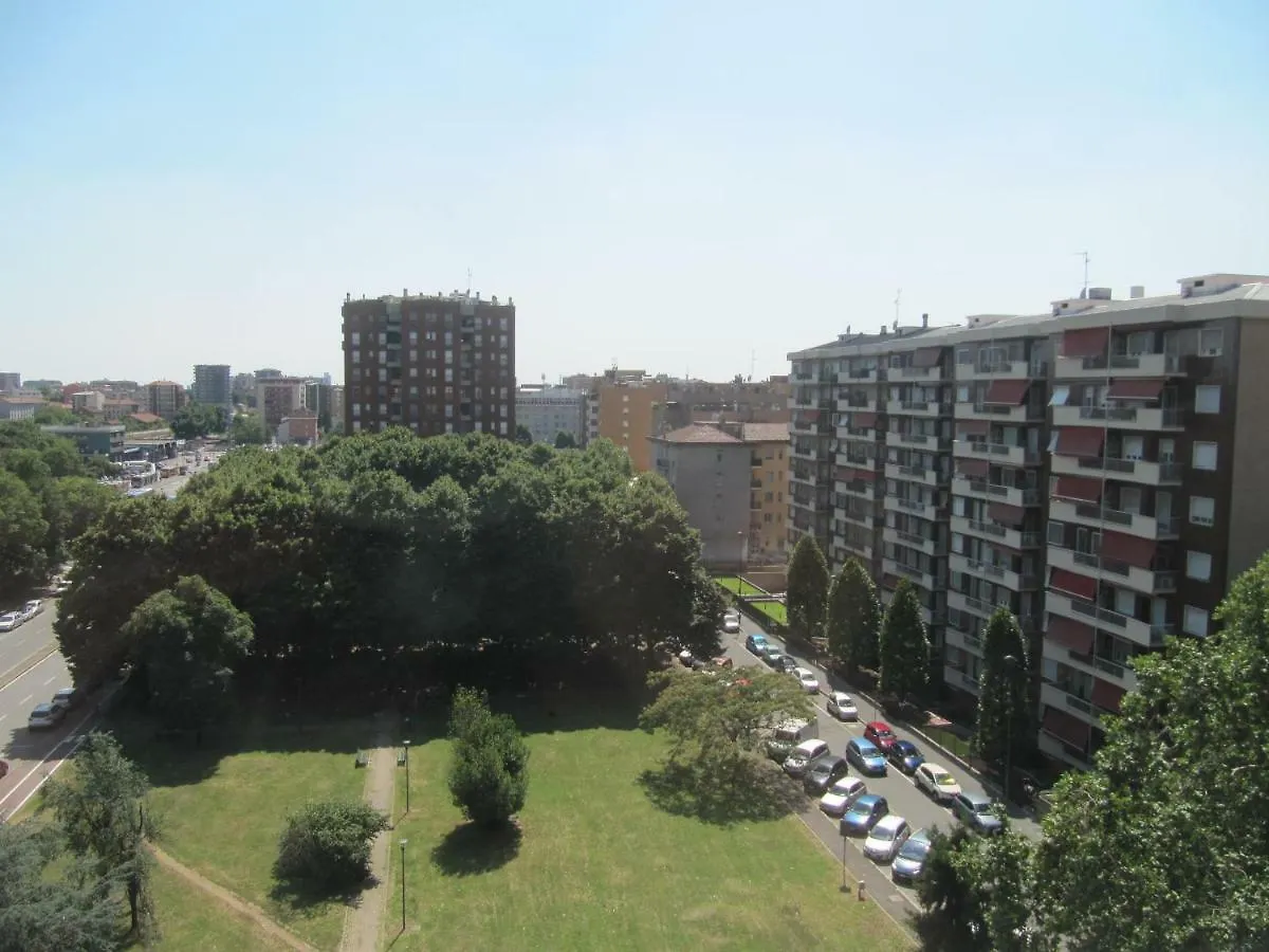Apartment Station Home Sesto San Giovanni