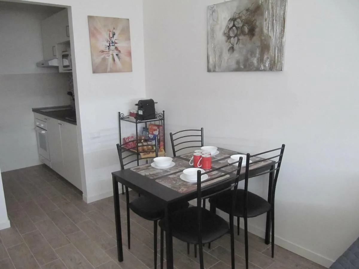 Apartment Station Home Sesto San Giovanni Italy